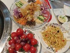 -哈尔滨烧烤·山河村铁锅炖(交大店)