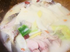 -滇香肴·云南菜蒸汽石锅鱼(云南北路店)