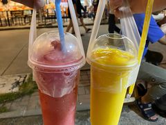 -席娜卡琳火车铁道夜市