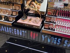 -SAINT LAURENT(海港城店)