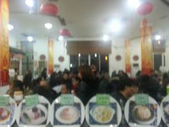 等位区-侬佳蒸菜馆(听潮店)