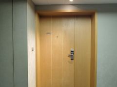 -上海虹桥西郊假日酒店