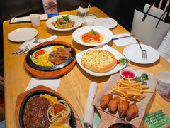 -菲滋意式餐厅(富阳东方茂店)