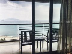 -三亚湾海居铂尔曼度假酒店