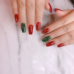 -Pink You美甲洗眉纹绣定制中心
