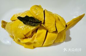 White-cut Qingyuan Chicken