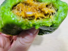 艾叶咸蛋黄肉松青团-王家沙点心店(南京西路总店)