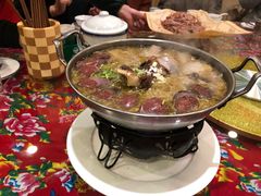 -闯关东东北农家菜(崂山石老人店)