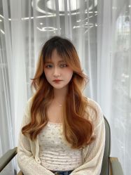 -Tloml salon