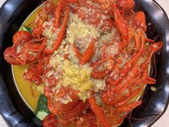 金汤蒜泥龙虾-香满锅老北京羊蝎子火锅·家常菜(新街口店)