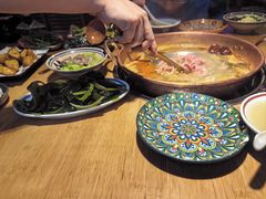 -洱火云南酸菜牛肉火锅(石景山当代商城店)