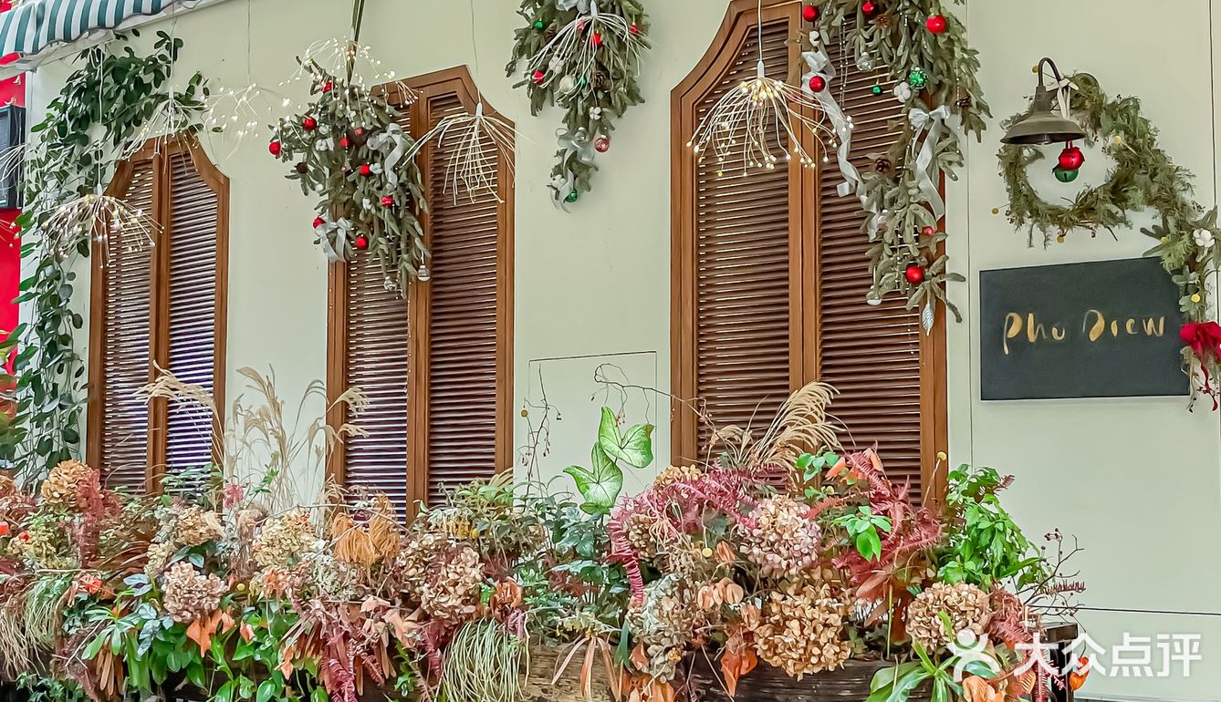 和男朋友来这边被夸爆朋友圈..