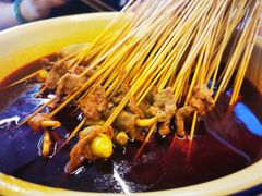 -拈签一笑黄牛肉辣卤串串