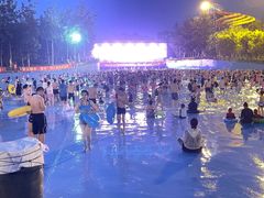 -欢乐水魔方水世界