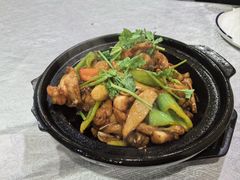 生喱牛蛙煲-粤秀小厨·广式早茶(辽宁路店)