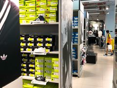 -阿迪达斯(八方汇精品优惠店)