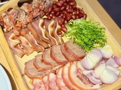 -关东小磨东北菜(上海长风大悦城店)