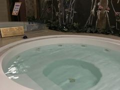 -玉珑泉·汤泉美食水疗(海珠店)