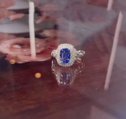 -克拉花园珠宝(诚品生活店)