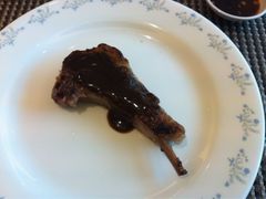 -亮马河饭店翠雅咖啡厅