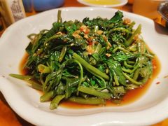 -益华家菜屋(世茂店)
