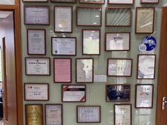 -茂菊口腔连锁(浦东南路店)