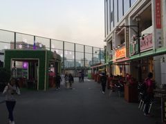-百老汇美食街