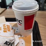 美味KFC汉堡吃起来[调皮]