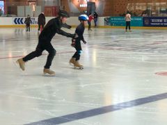 -冠军冰场CHAMPION RINK(凯德广场店)