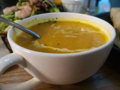 南瓜汤-HELLO 27 意面·沙拉·帕尼尼