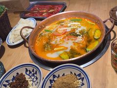 -洱火云南酸菜牛肉火锅(石景山当代商城店)