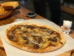 烤牛肉烤盘披萨-I HOLIC艾豪丽披萨(KKone店)