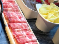 -热火朝天鲜切牛肉火锅(南强街巷店)