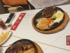 -豪享来(我格广场店)