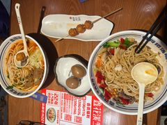 绝世泡椒鸡杂粉-鑫花溪牛肉米粉(广电传媒店)