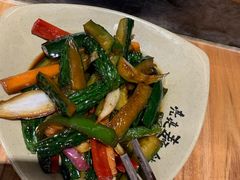 -亮亮面馆(经六路店)