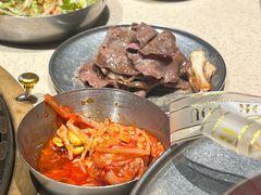 -蚂蚁洞·烤肉大营地(上海静安大悦城店)