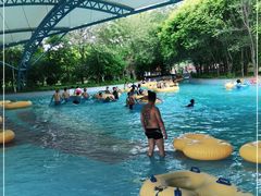 -欢乐水魔方水世界