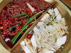 -沸炉重庆老火锅(军事博物馆店)