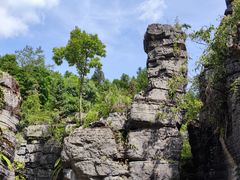 -梭布垭石林景区