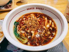 -呷佬·长沙手工米粉(金沙江路店)