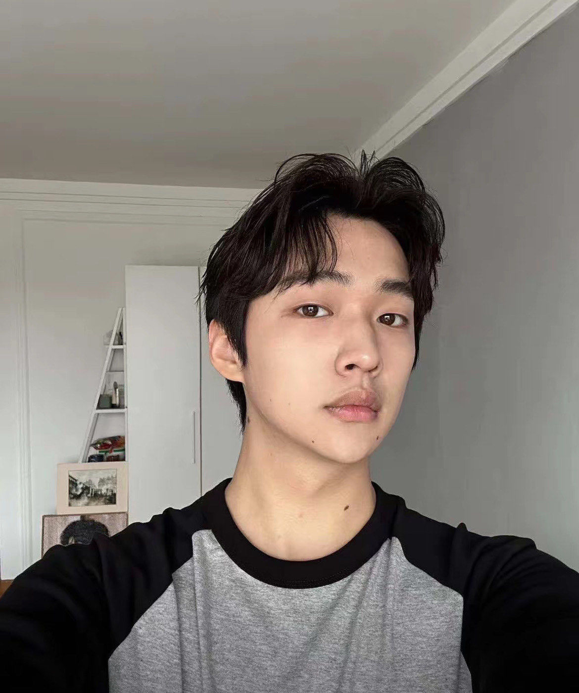 中分发型超帅气