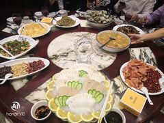-蔼若春.传承三十年云南菜(金碧公园店)