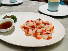 手剥河虾仁-蝶园·装修中(BFC外滩金融中心店)