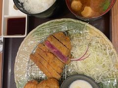 -牛カツ京都勝牛(河原町蛸薬師店)