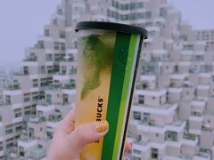 -星巴克(苏州昆山花桥游站店)
