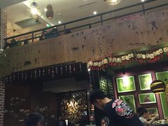 -香巴拉云南餐厅(华莱坞店)