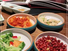 -明洞阿姨·韩式酱蟹烤肉·创意料理(三元桥店)