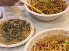 -黑八私房老北京炸酱面