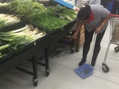 -卜蜂莲花(松江文诚路店)